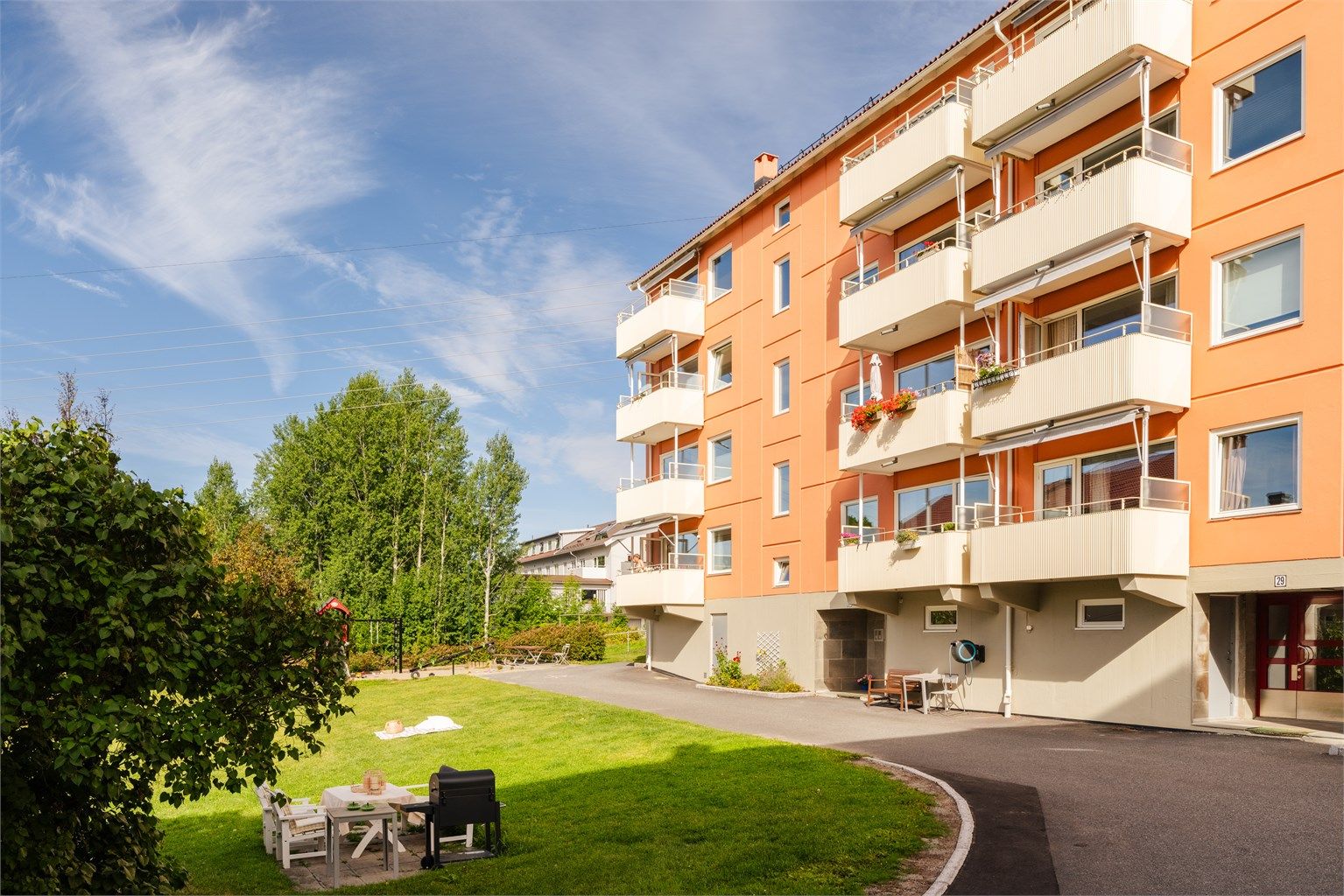 Dette er leiligheten for deg som ønsker kort vei til både byen og skogen