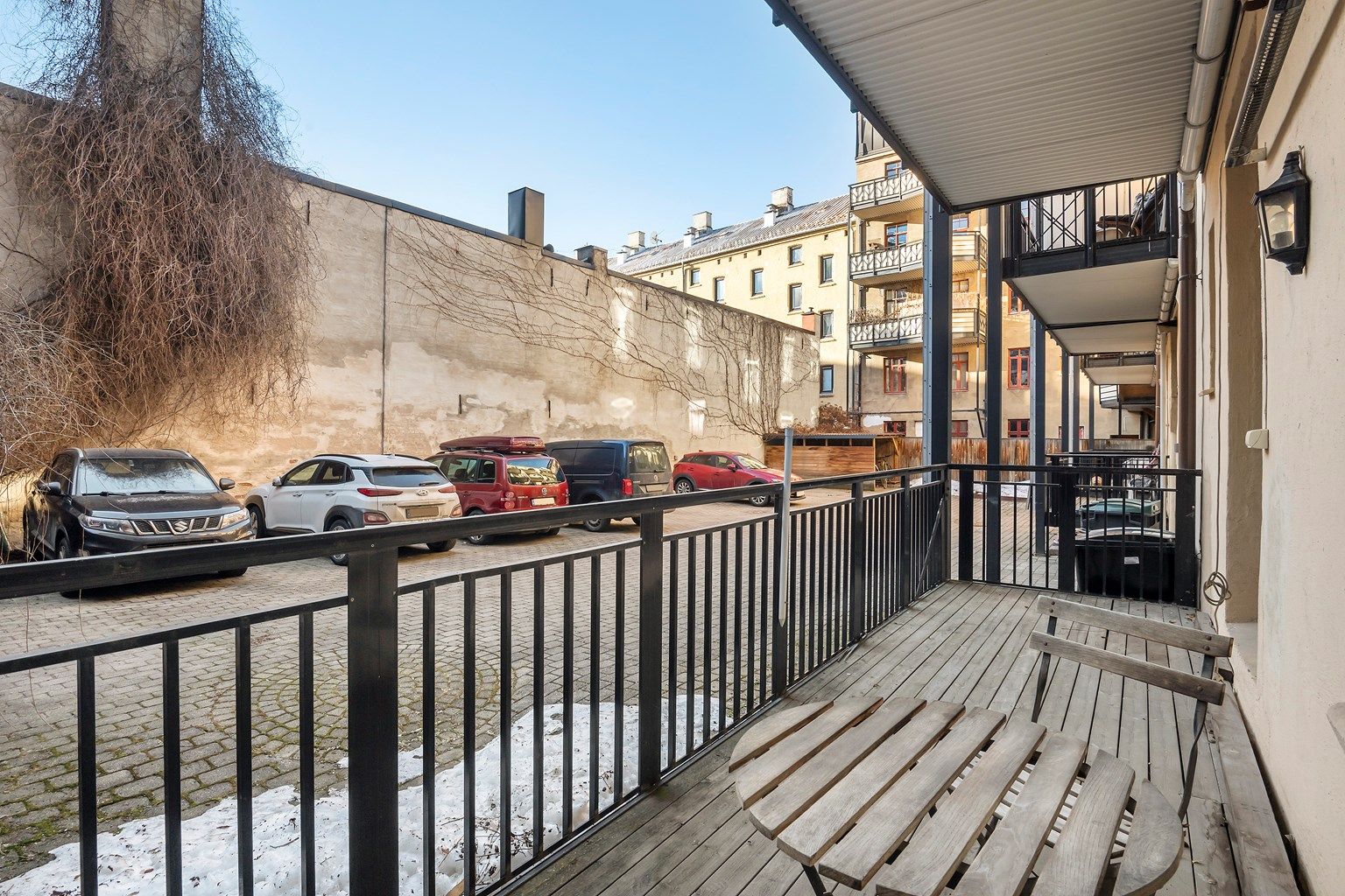 Velkommen til Cort Adelers gate 35 B.
Oppussingsobjekt med stor balkong og mulighet for parkeringsleie.