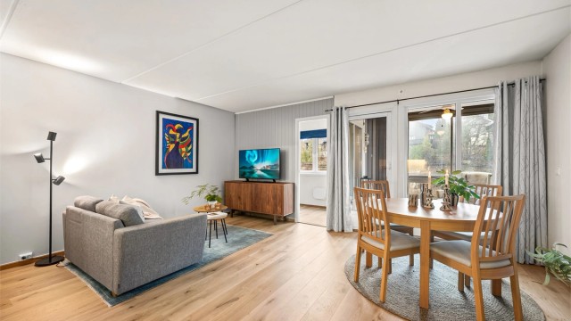 Velkommen til en stor 2-roms (med et ekstra kontor-rom) i Skiveien 126