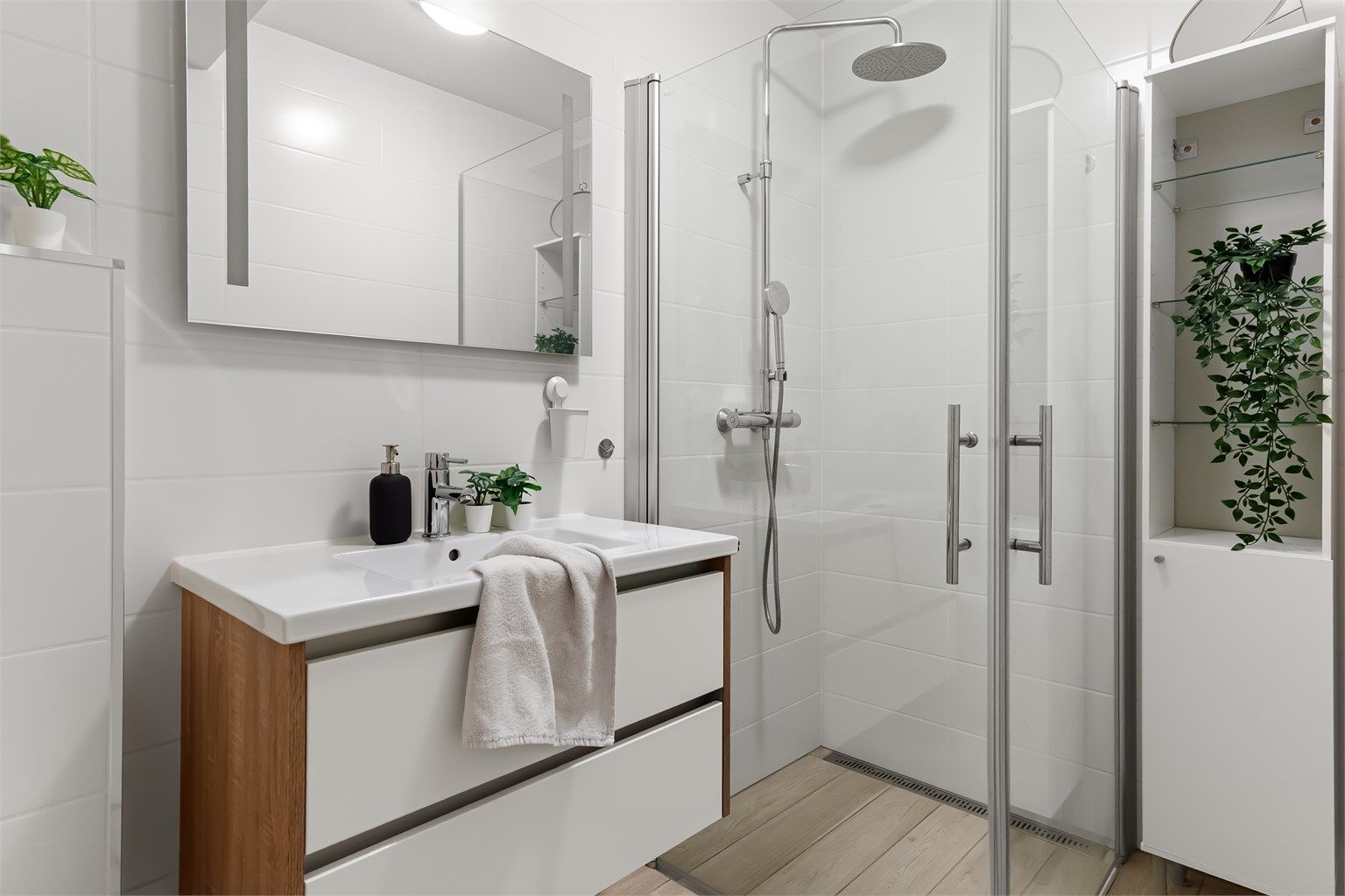 - Leiligheten innehar flotte kvaliteter som er verdt å sjekke ut! -