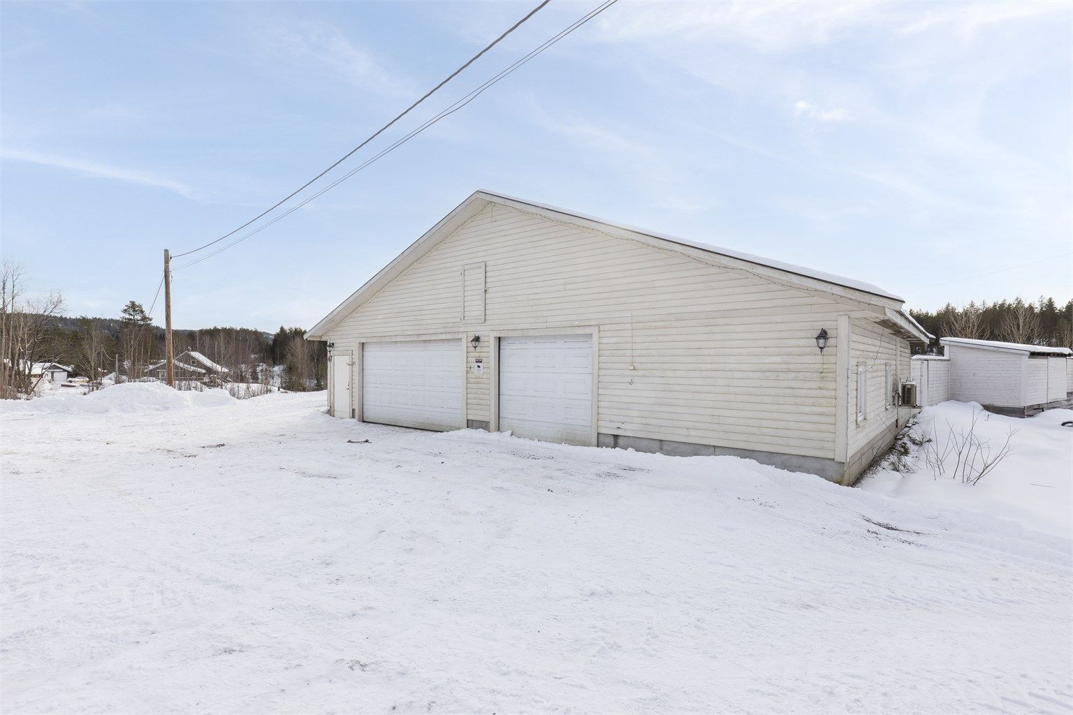 Stor garasje på 115kvm