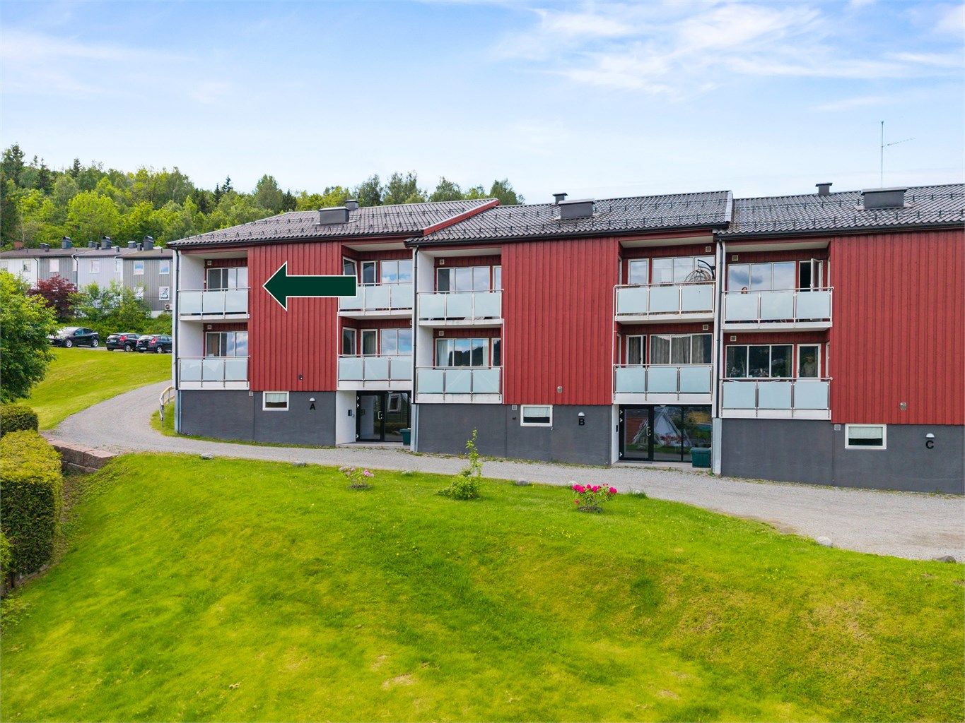 Tilbaketrukket i et rolig og veletablert boligfelt på Gulskogen