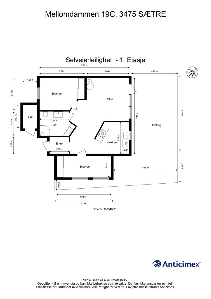 Praktisk planløsning på ett plan med to soverom og delvis åpen stue-kjøkkenløsning.