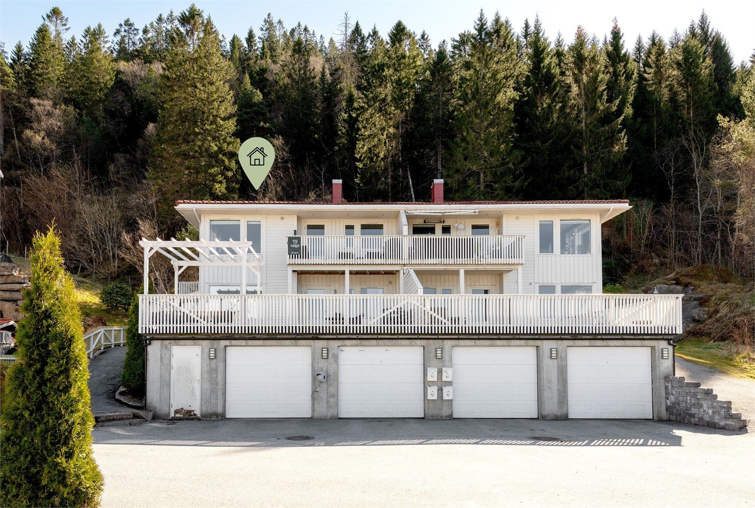 Krogsveen Sunnmøre v/Daglig leder/Eiendomsmegler Preben Willmann har gleden av å presentere Syvergjerdet 19B i Spjelkavika 