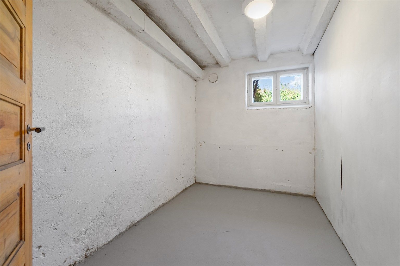 Konferer megler for mer informasjon og alternative plantegninger for underetasjen 