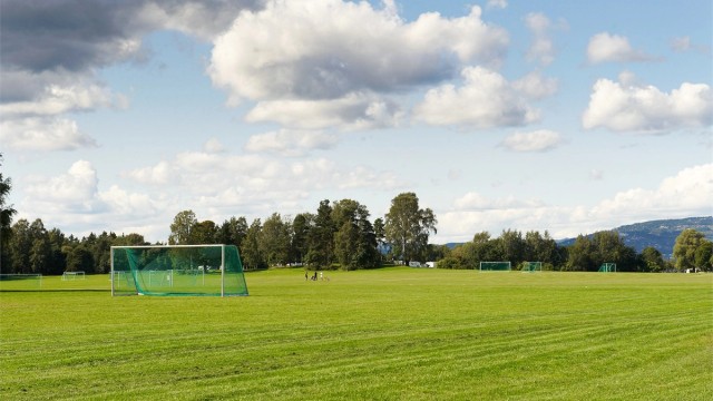 Ekebergsletta er et stort og populært friluftsområde .