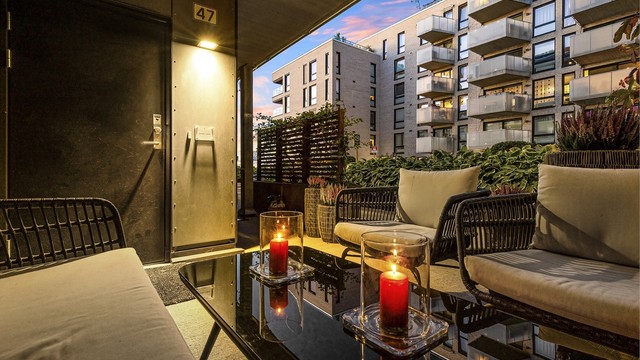 Townhouseleilighet over to plan med god planløsning og hybel i underetasjen.