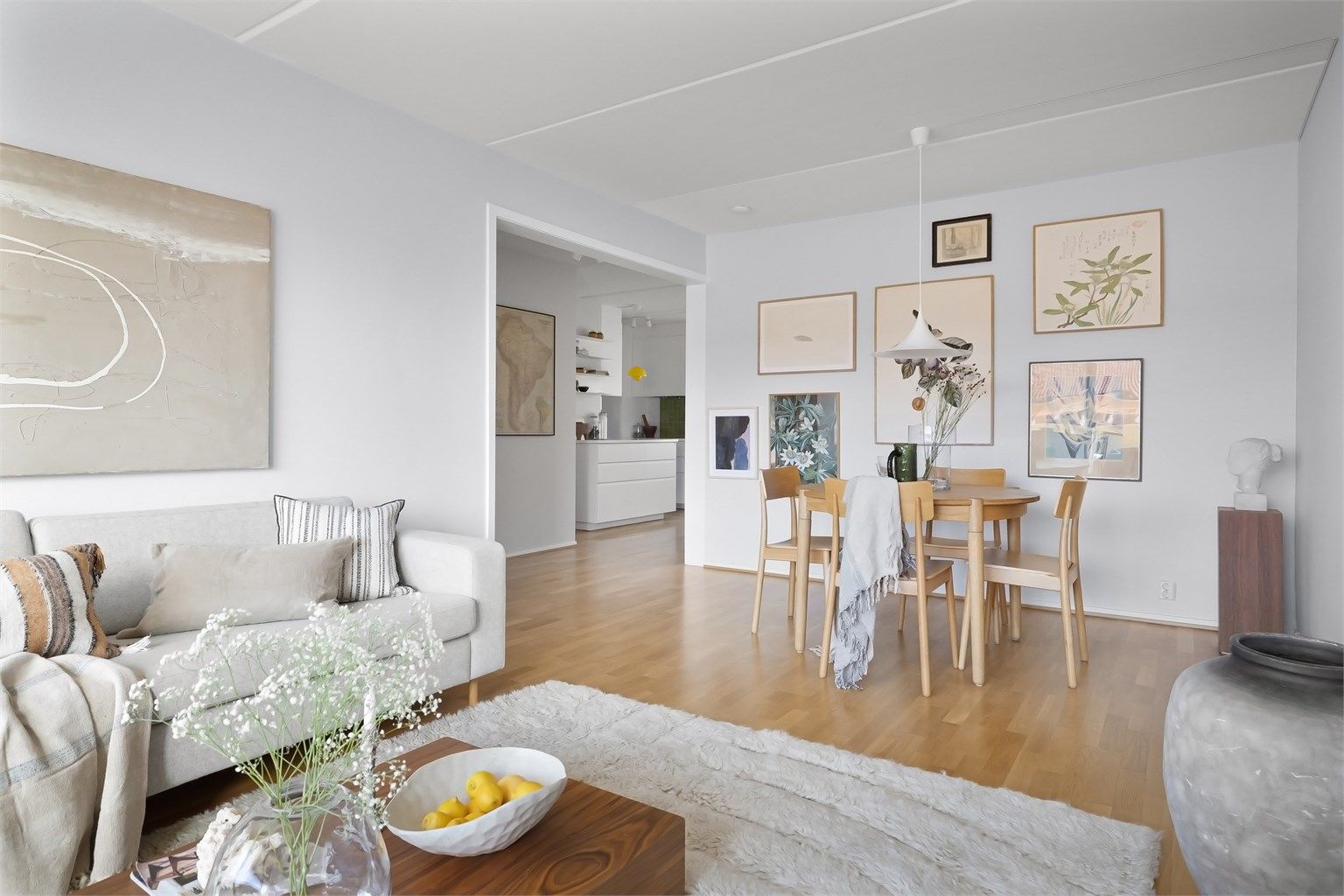 Velkommen til Traverveien 26 - presentert av Hanne Pettersen i Krogsveen 