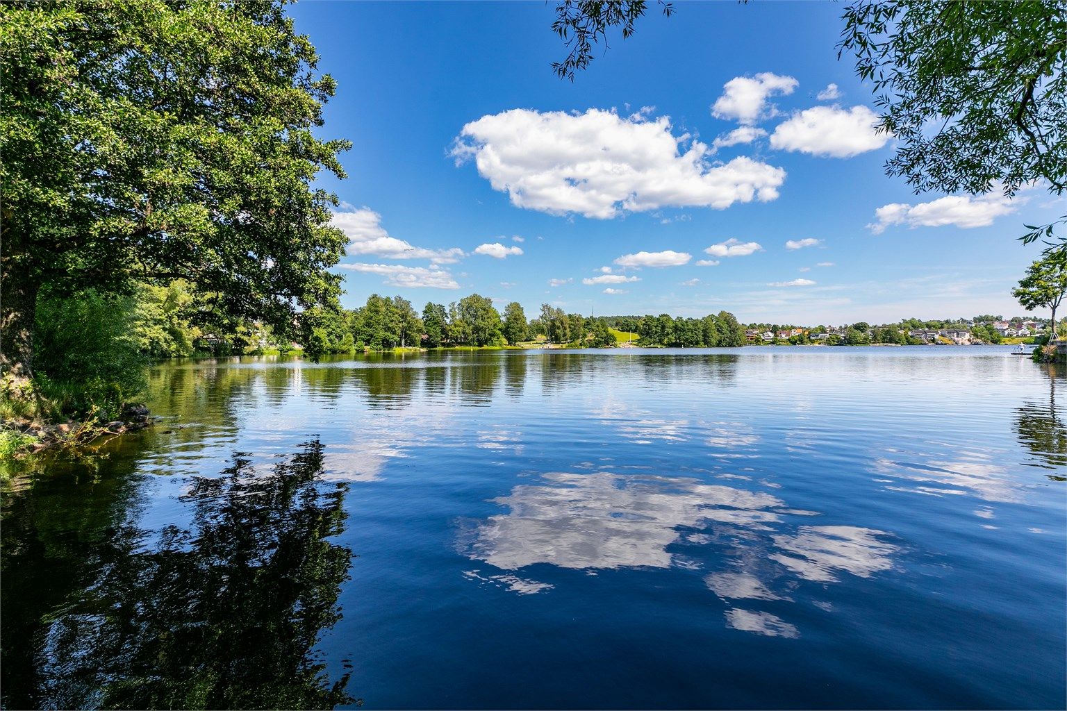 Nesparken er også et meget godt utgangspunkt for å utforske omfangsrike Vansjø med kano eller kajakk.