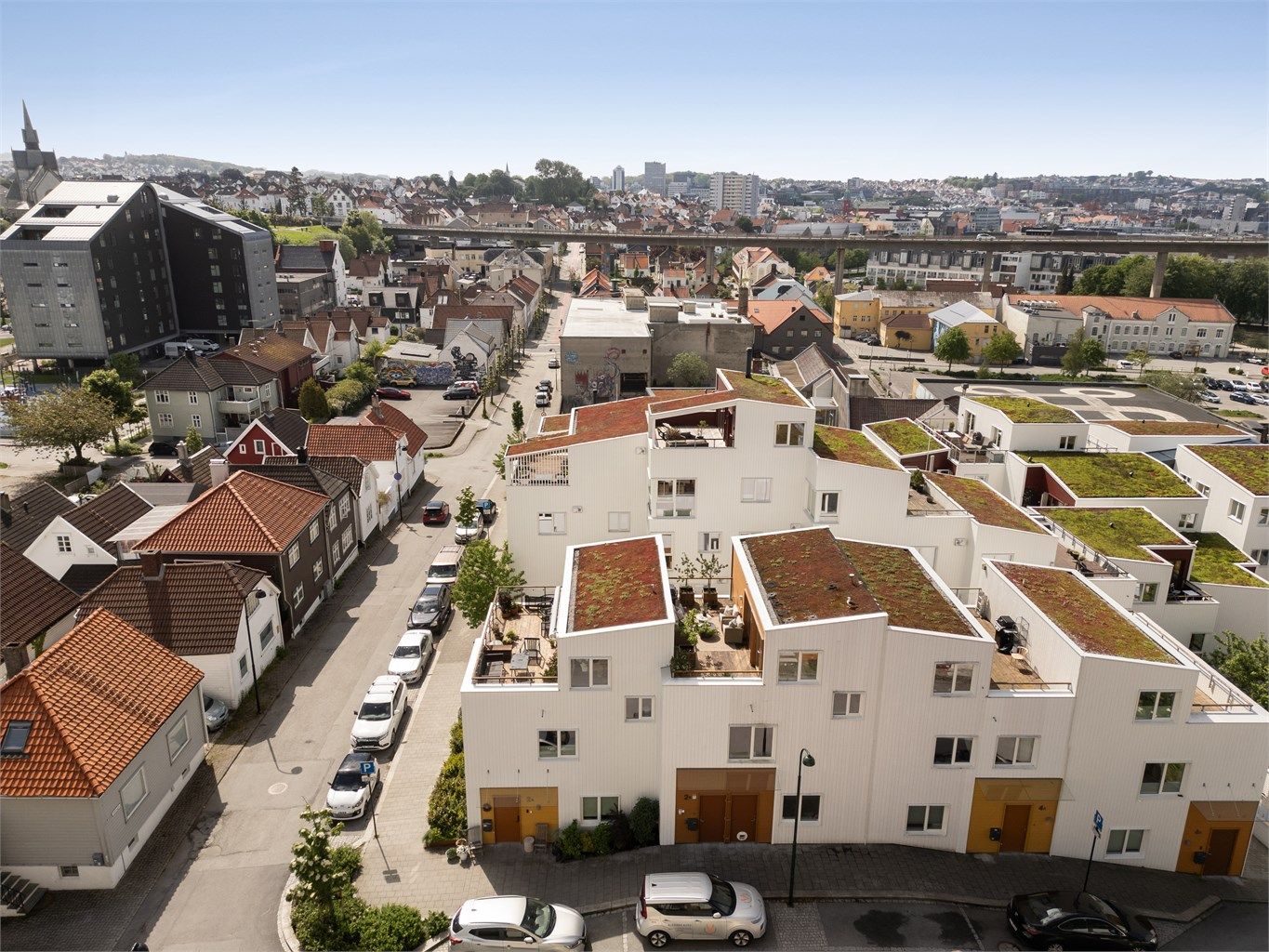 Urban, rolig og fin beliggenhet i enden av Pedersgata, med umiddelbar nærhet til Stavanger sentrum og Østre Bydel.
