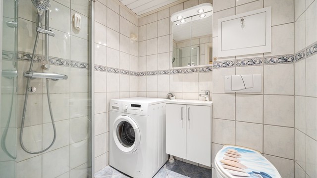 Badet ble rehabilitert i 2008, utført i regi av borettslaget.