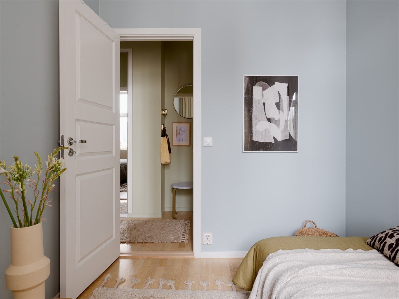 Dette rommet er foreløpig uten garderobe. Fortsettelsen bestemmer du selv.