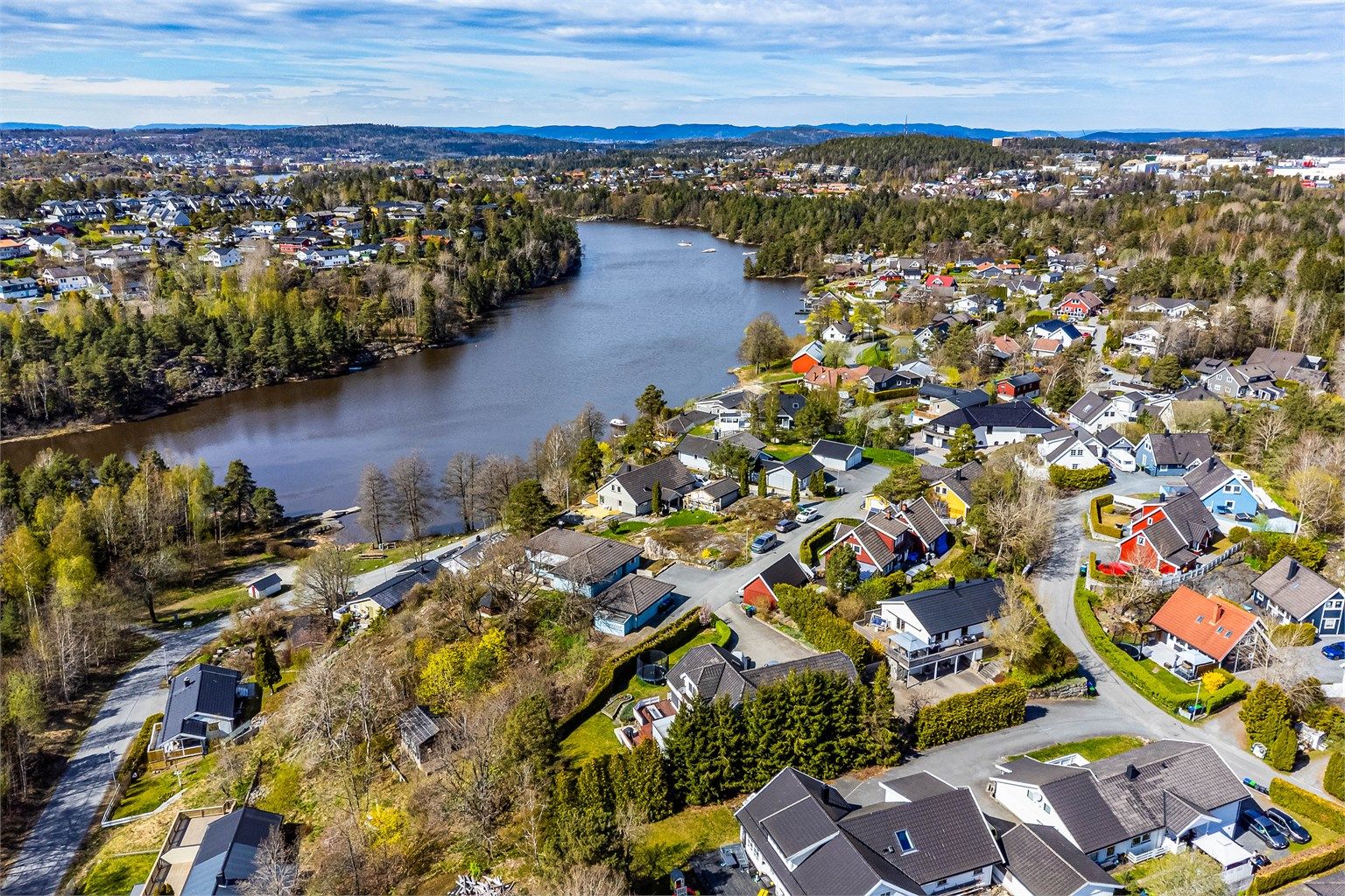 Hanan er uten gjennomgangstrafikk, lite trafikkert og barnevennlig.