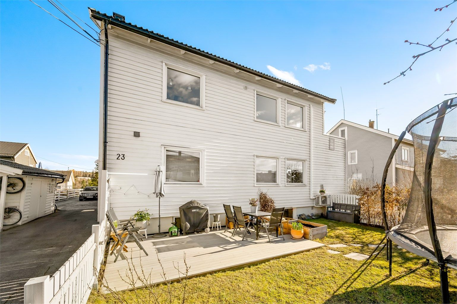 Krogsveen v/Tom Martinsen har gleden av å presentere Prost Hallings vei 23!