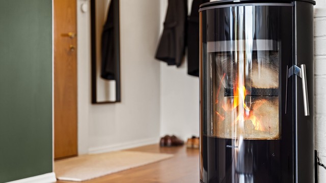 Peis fra 2017 - gir både hygge og god varme på vinterstid.