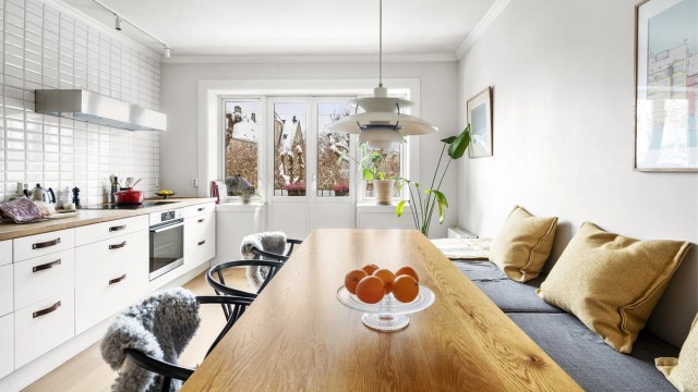 Tom Martinsen v/Krogsveen har gleden av å presentere en lekker og gjennomgående 3(4)-roms selveier.