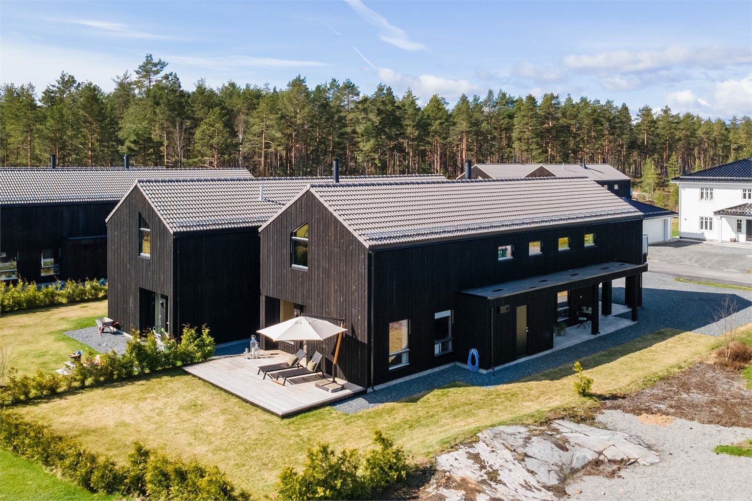 Delikat og moderne enebolig i kjede fra 2022