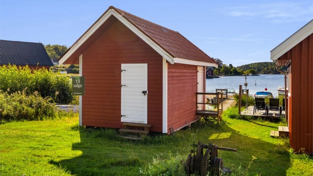Sjøboden er bygget opp på nytt i 2014.