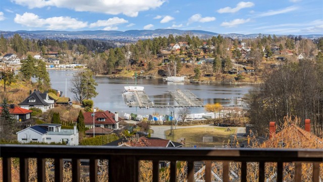 Utsikten mot fjorden / Hestesund.