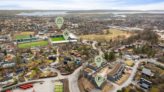 Her bor du i gangavstand til buss, T-bane, restauranter, butikker, dagligvare, turløyper, langrennsløyper og park.