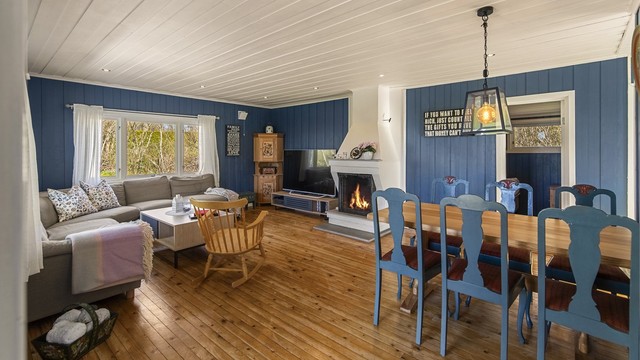 Peisen gir ekstra varme og hygge på kjølige kvelder.