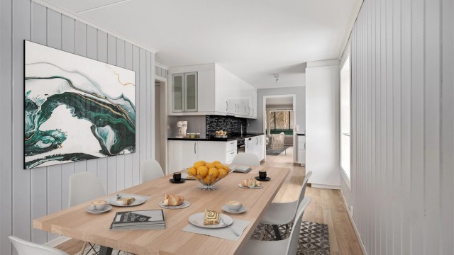 Kjøkkenet er romslig med plass til stort spisebord. Foto m dig. styling Zovenifra.no