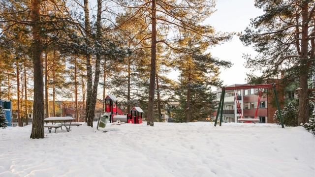 Området er svært barnevennlig med bilfrie soner og lekeplasser rett utenfor døren.