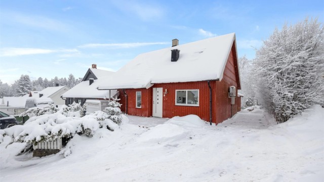 Eiendomsmegler Krogsveen v/Per Inge Hunvik ønsker velkommen til Bjørketunet 12!