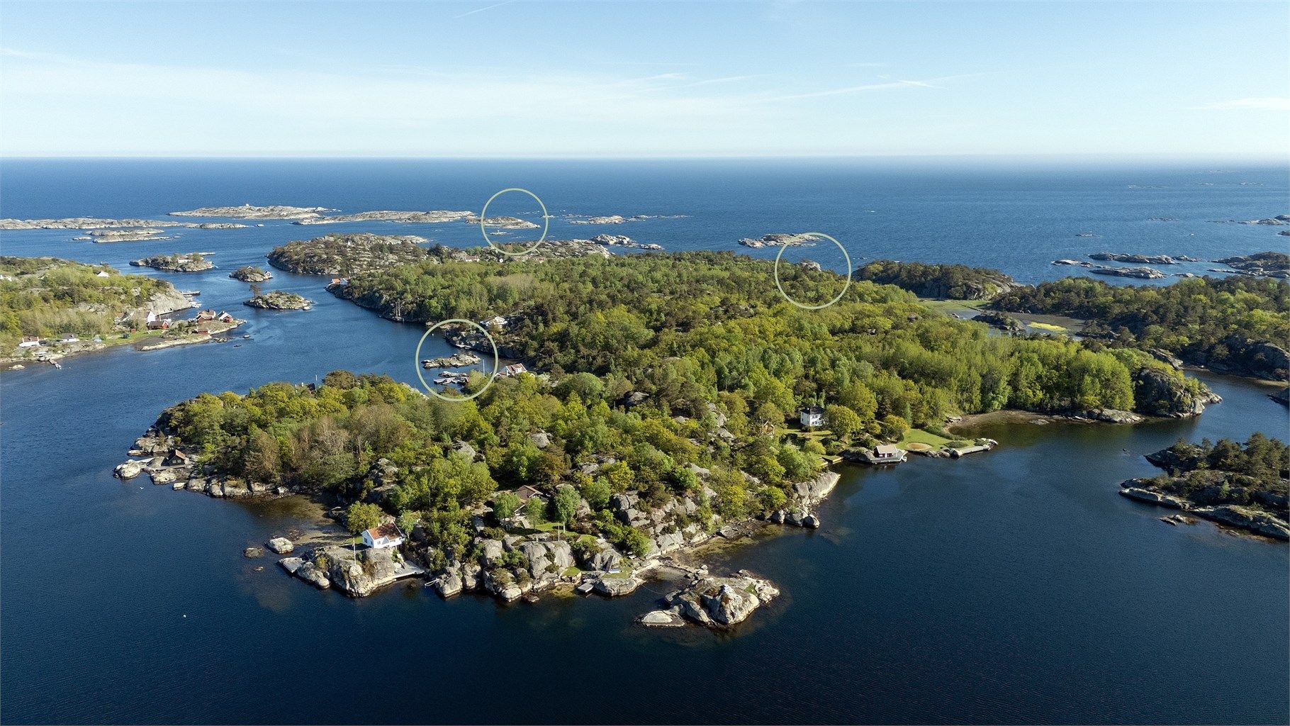 Disse øyene tilhører eiendommen.