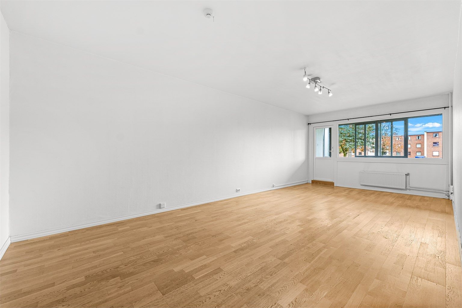 Romslig 3-roms leilighet med oppvarming via radiatorer inkl. i felleskostnadene