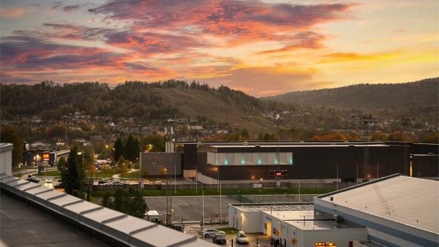 Utsikt over nærområdet mot Bærum idrettspark og Kirkerudbakken.