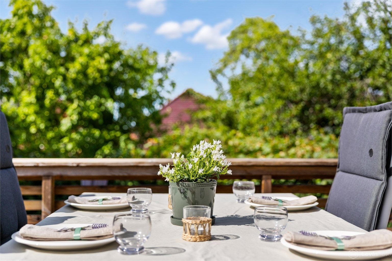 Vestvendt terrasse