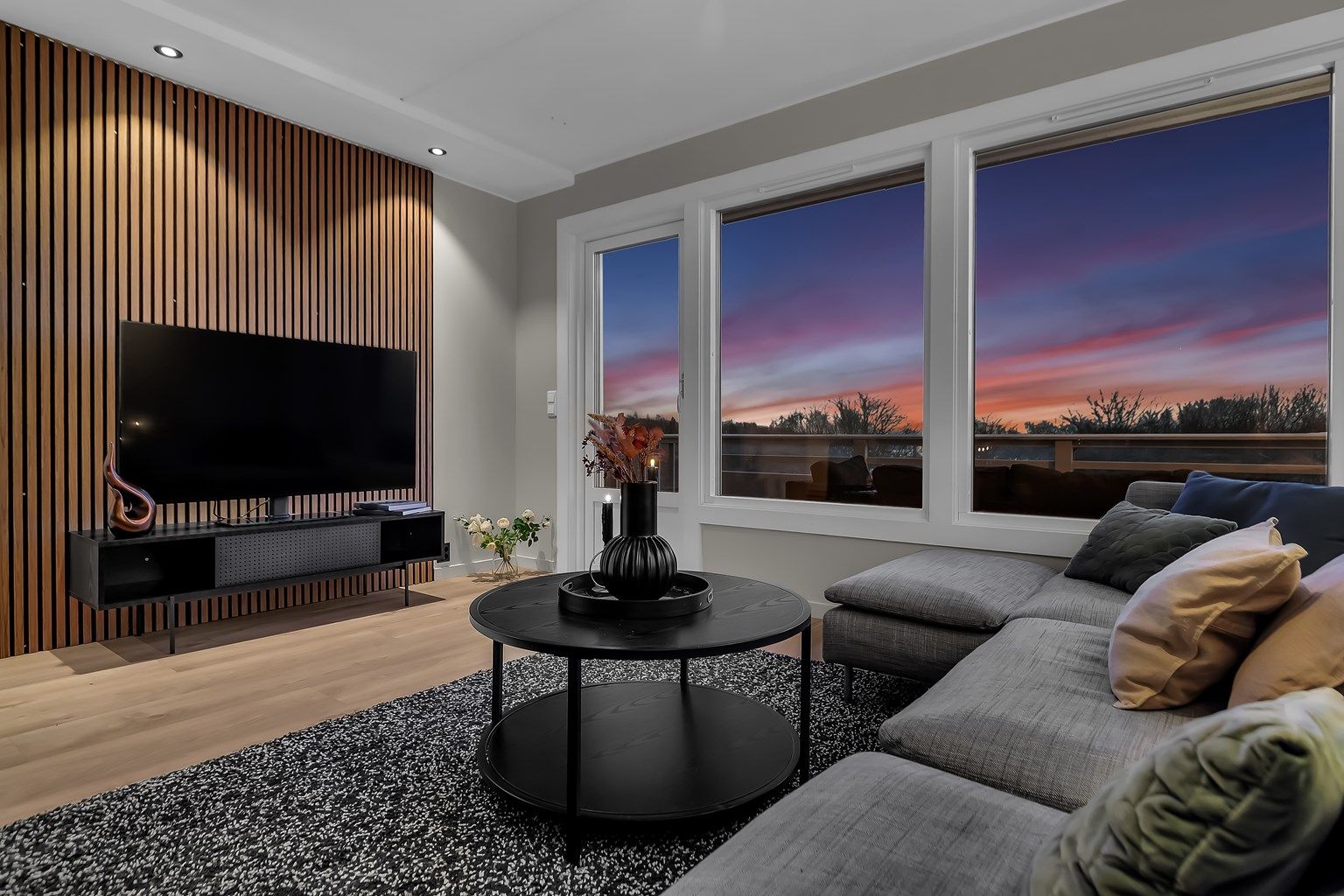 Eiendomsmegler Marius Stormfelt v/Krogsveen har gleden av å presentere Haugjordet 10! 