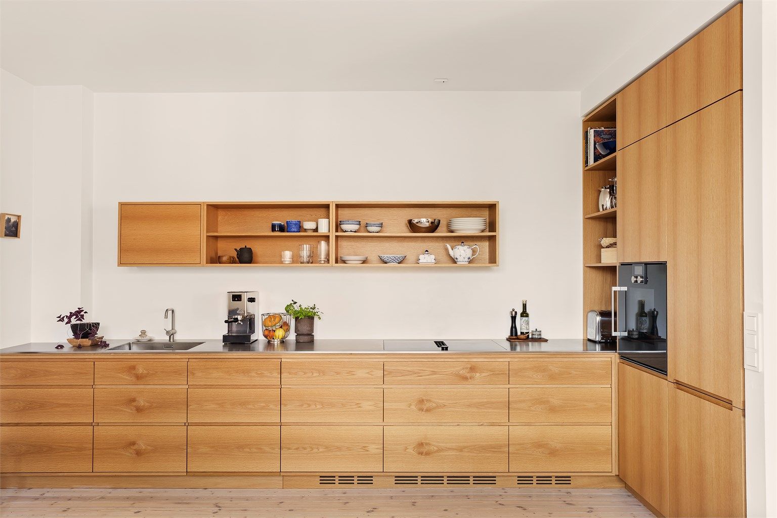 Velkommen til Jacob Aalls gate 60A, en innbydende toppleilighet på Jessenløkken, presentert av Marius  Iversen v. Eiendomsmegler Krogsveen