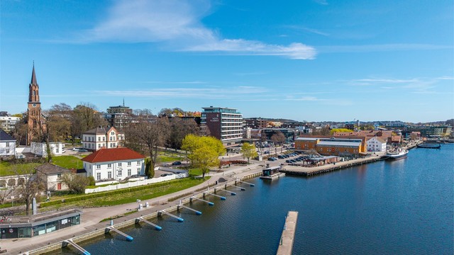 Den sentrale beliggenheten gir enkel tilgang til både kultur- og servicetilbud.