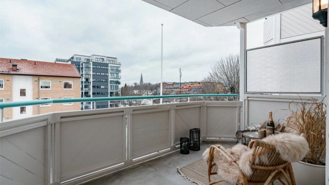 Nora Rørvik Larsen v/ Krogsveen ønsker velkommen til Arnljot Gellines Vei 19!