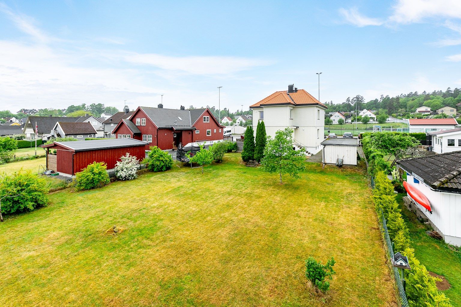 Stort potensial er knyttet til bruk av hagen og tomten.