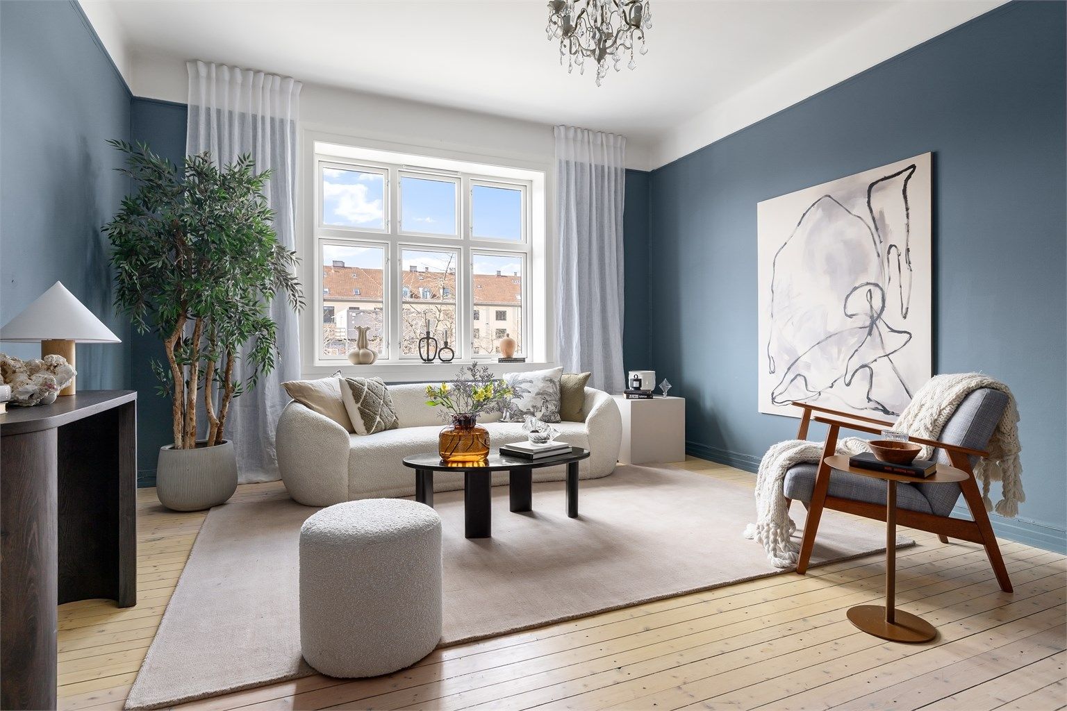 Lys og romslig 3-roms i klassisk Torshovgård