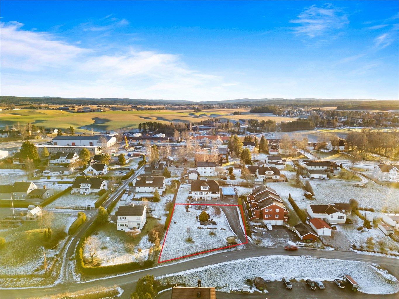 Stor boligtomt på 1 331,6 kvm. 