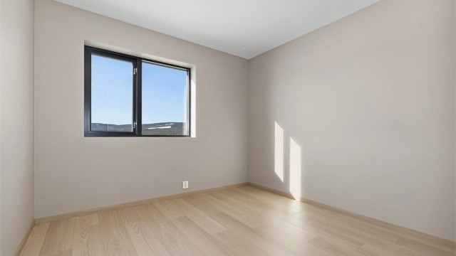 Soverom , i boligens 2.etasje.