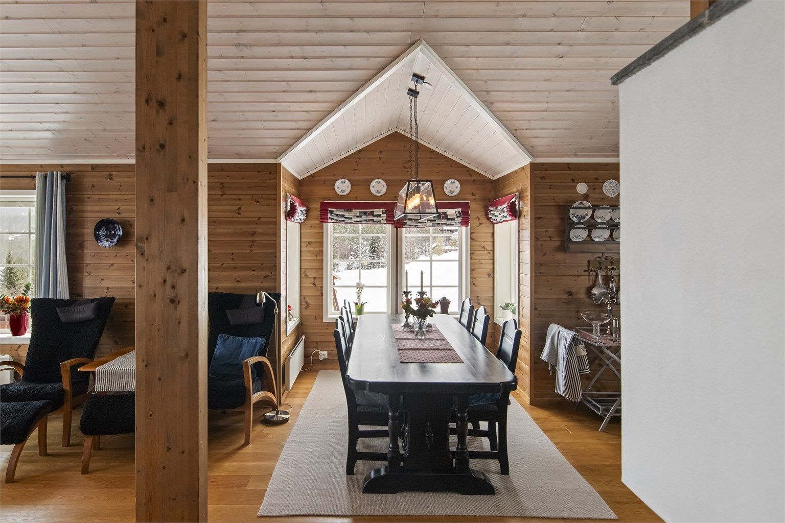 Masse naturlig lys fra de mange vinduer