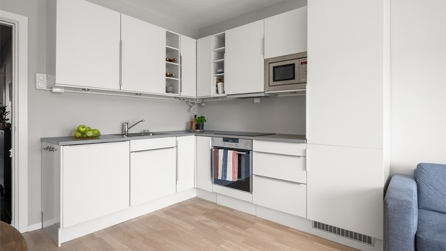 Kjøkkenet er sikret med Waterguard montert under vaskekummen.