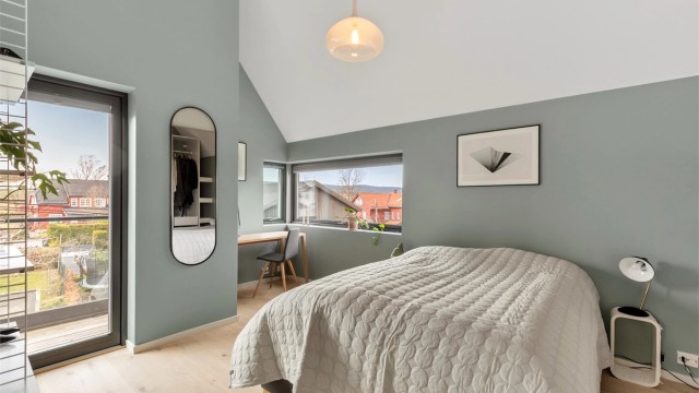 God plass til dobbeltseng