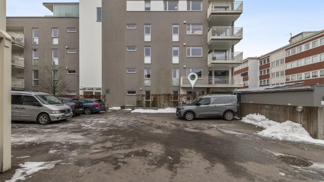 Leiligheten er gjennomgående og merket i bilde