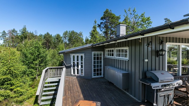 På terrassen har du solen dagen gjennom