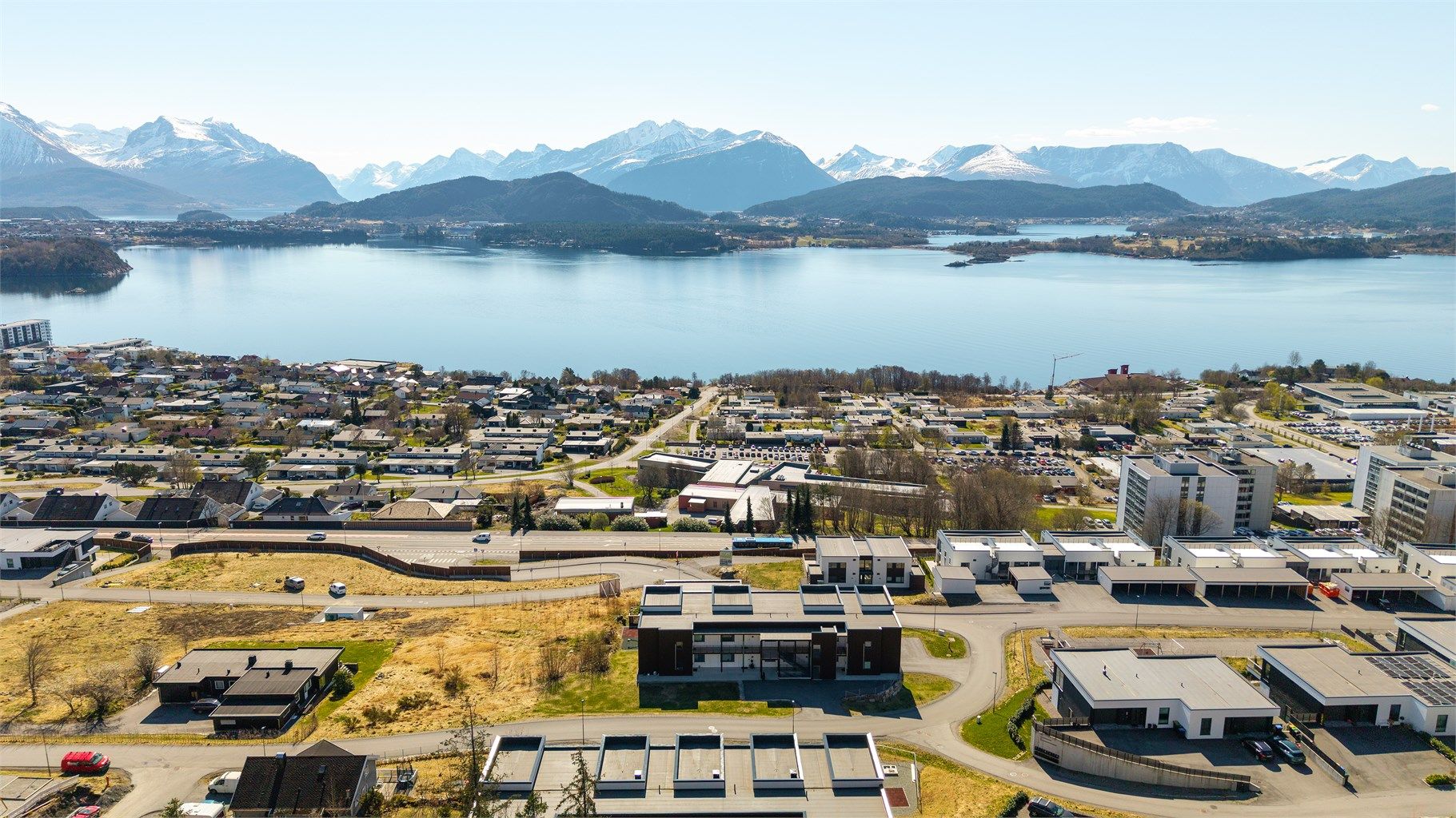 Området er veletablert med gangavstand til både Åse skole og flere barnehager