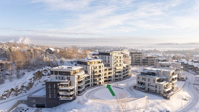 Velkommen til Tindlund Park! Leiligheten presenteres av Jørgen Sande Johansen i Krogsveen. Fotograf; Kristoffer Kristiansen.