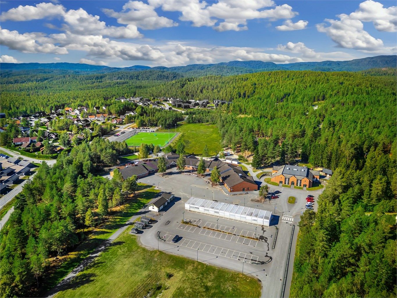 Gangavstand fra eiendommen til barneskole og barnehage