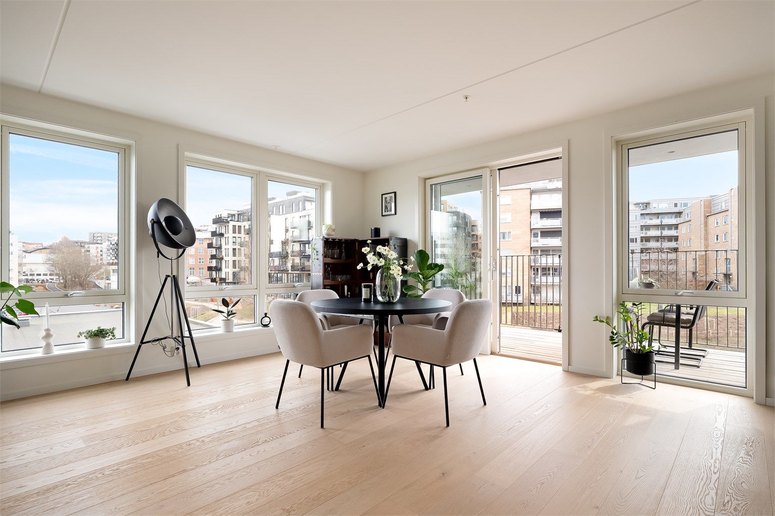 Velkommen til Gladengveien 7B - Presentert av Anne Aartun v/Eiendomsmegler Krogsveen. Foto: Chris Borowiak.