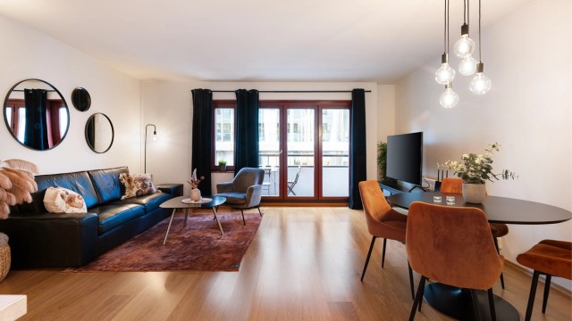 Velkommen til Lille Stranden 2! Presentert av Halvor L. Heikkilä v/ Eiendomsmegler Krogsveen. Foto: Kreativ Mango